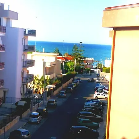 Cristal Mare Bed & Breakfast *